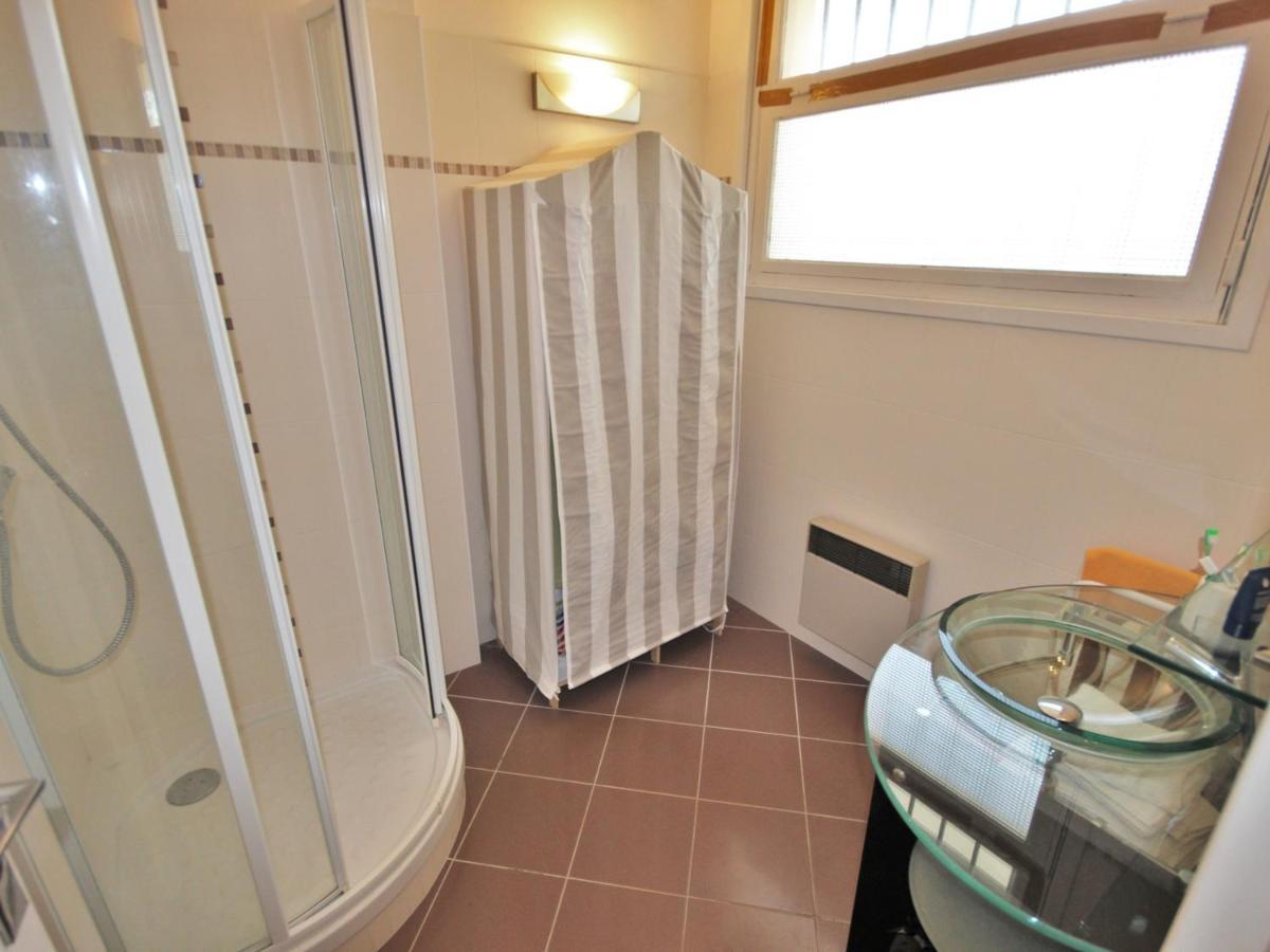 Studio Centre-Ville Royan : Plages Et Commerces A Pied, Balcon, Parking Gratuit - Fr-1-550-7 Kültér fotó